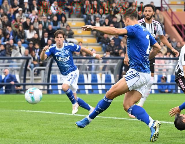 佛罗伦萨完成逆转争冠形势出现变化